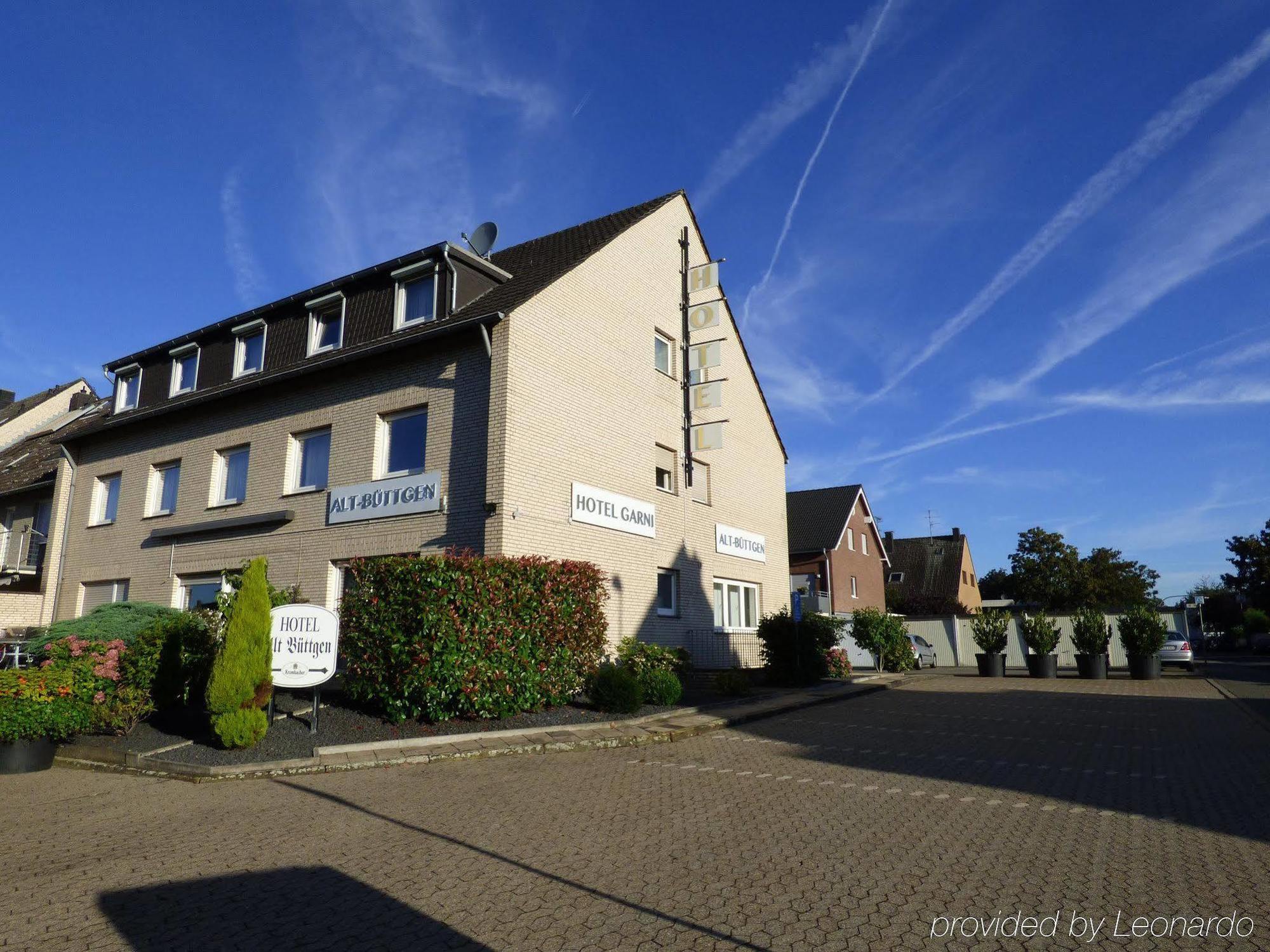 Hotel Alt Buettgen คาร์สท์ ภายนอก รูปภาพ